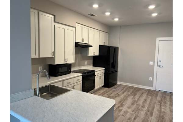 Well Equipped Kitchen at Poland Hill Senior Apartments, Virginia, 20152